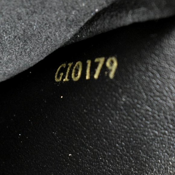 LOUIS VUITTON Dauphine Monogram Reverse Canvas Bumbag Brown - Picture 12 of 12